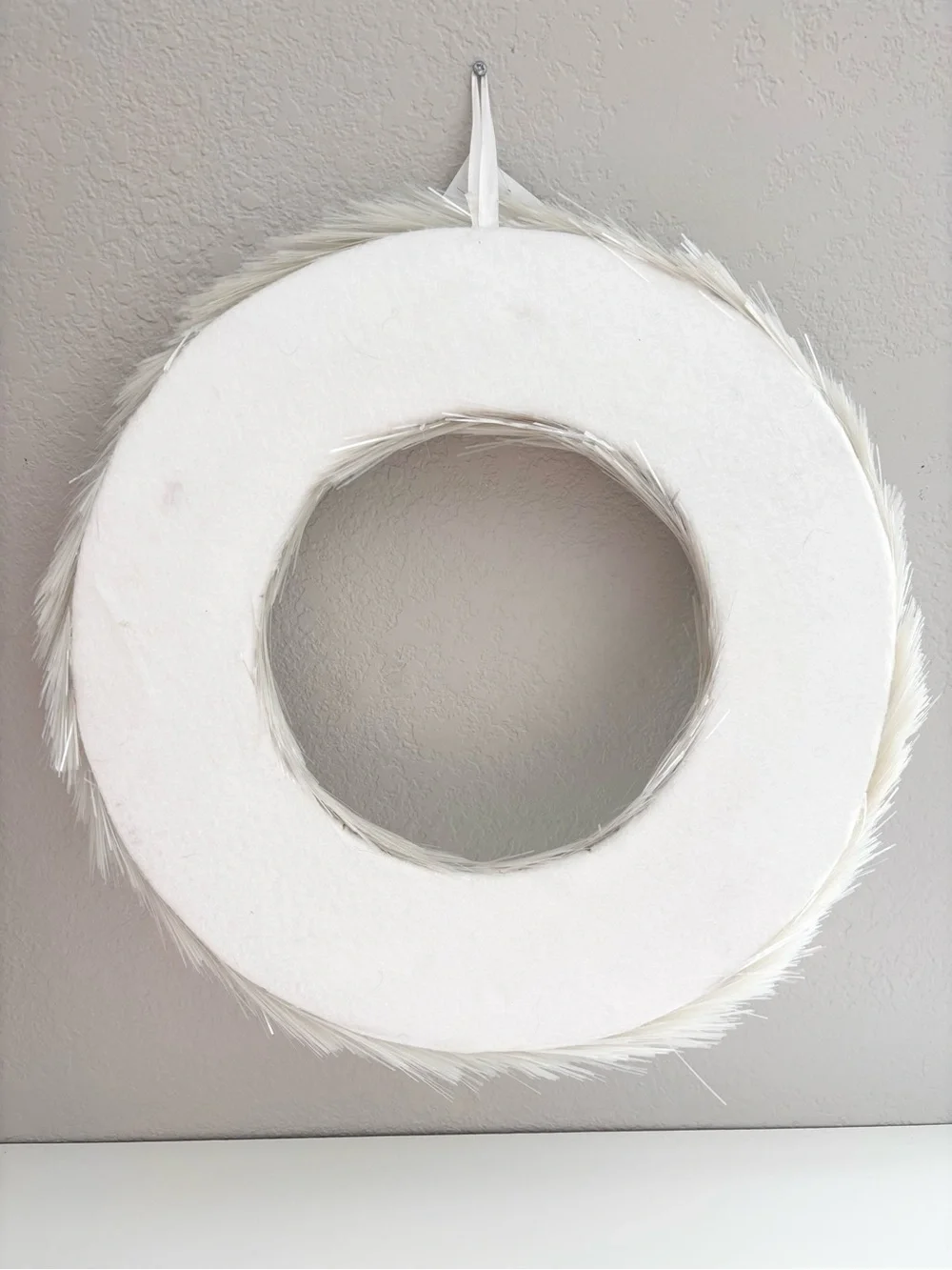 WONDERSHOP Iridescent Pearl Tinsel Wreath NWT